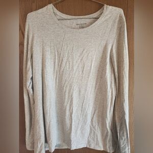 Amazon Essentials Light Gray Long Sleeve Women's Top